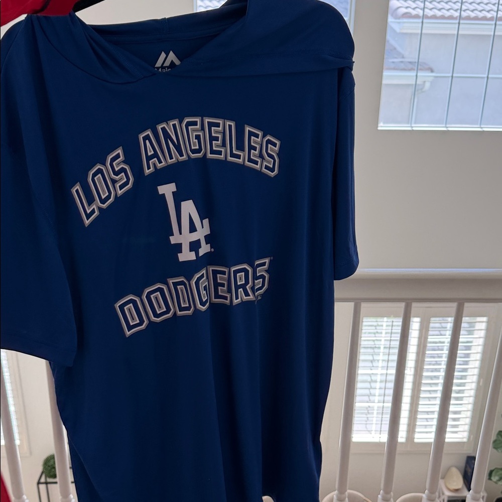 Men’s LA dodgers hooded t shirt